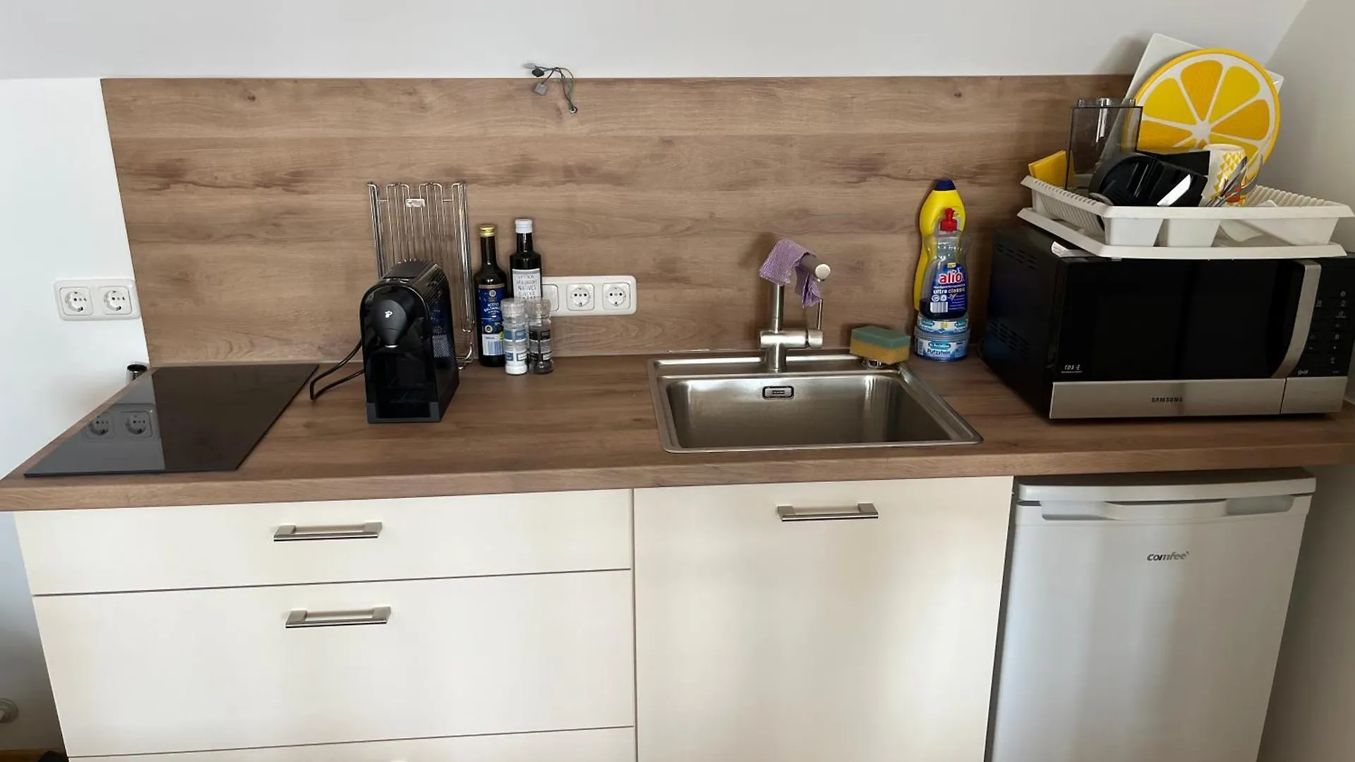 Habitación en casa particular Messewohnenaschheim-Business-Zimmer Mit Wlan,Komfort & Parkplatz Alemania